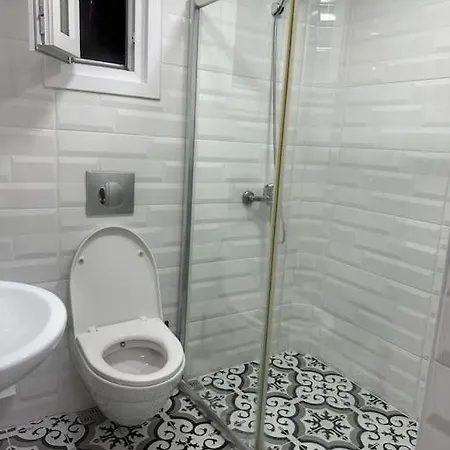 Fatih Merkezi Lokasyon Guezel Teras Manzarali Apartment