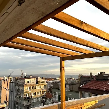 Fatih Merkezi Lokasyon Guezel Teras Manzarali * Istanbulská provincie